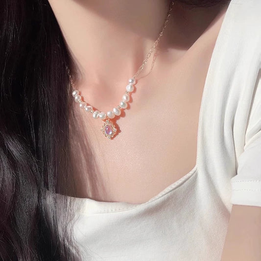 Elegant Princess Pendant Pearl Necklace